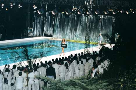 HugoKollektionsuebergabe